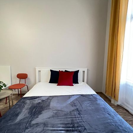 Baross Apartment With Convenience And Style Boedapest Buitenkant foto