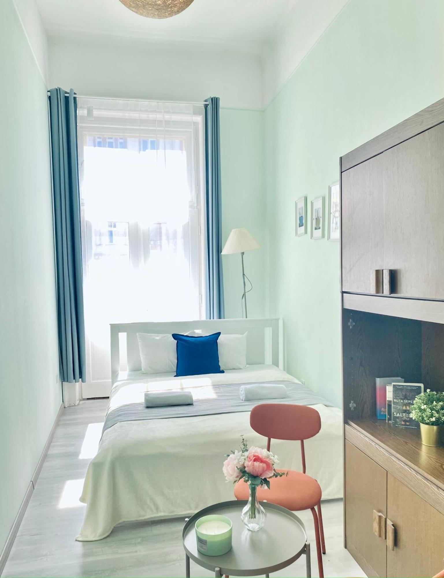 Baross Apartment With Convenience And Style Boedapest Buitenkant foto