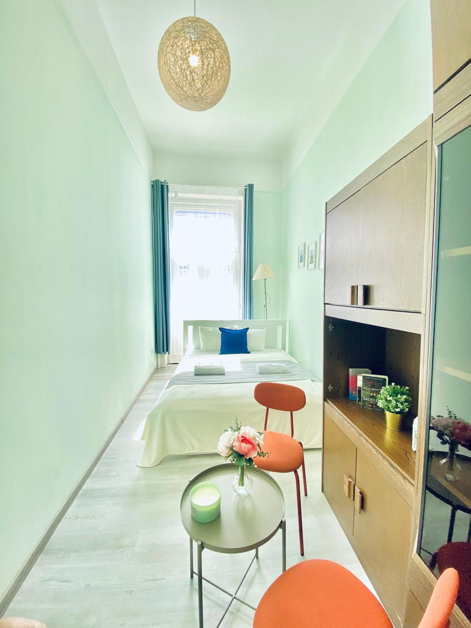 Baross Apartment With Convenience And Style Boedapest Buitenkant foto